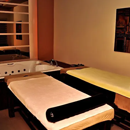 Ceren Family Suit Aparthotel 3*